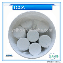 TCCA - um desinfetante industrial, agente branqueador e um reagente em síntese orgânica